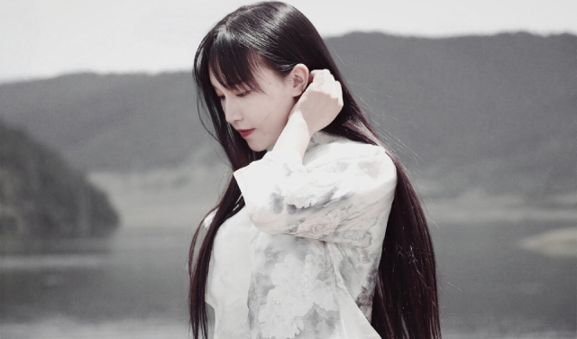 Lý Tử Thất - Nàng Tiên Tử Ẩn Cư Nấu Ăn Sống Đời Thoát Tục Tạo Cảm Hứng Cho Hàng Triệu Người Yêu Ẩm Thực