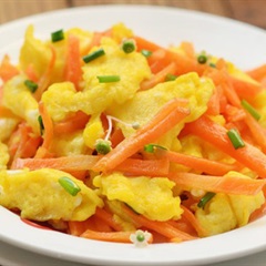 Cà rốt xào trứng
