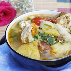 Canh ghẹ nấu măng chua