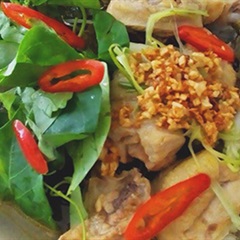 Canh gà lá giang