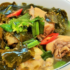 Canh gà ta lá giang