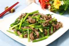 Thịt bò xào hẹ