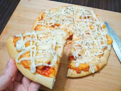 Bánh pizza hải sản