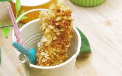 Phô mai que bọc cốm chiên xù