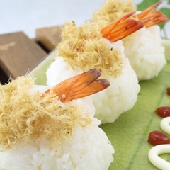 Cơm nắm tôm ruốc