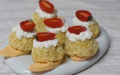 Bánh bông lan khoai lang