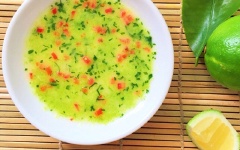 Muối chanh ớt chấm gà luộc