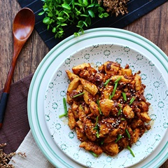 Thịt gà sốt nước tương