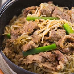 Bún khô xào thịt bò