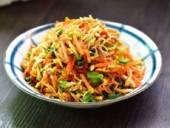 Salad gà trộn đơn giản