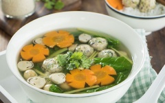 Canh cải bẹ xanh thịt viên
