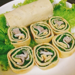 Trứng cuộn cải bẹ xanh