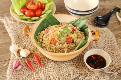 Cơm chiên cá mặn