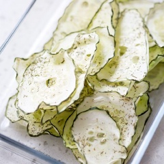 Snack dưa leo thì là