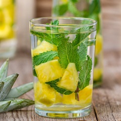 Nước thơm bạc hà detox