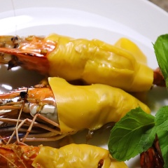 Tôm sốt bơ tỏi nướng phô mai