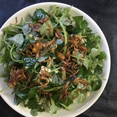 Gỏi càng cua sốt tắc hành phi