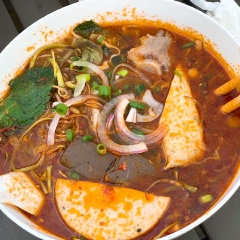 Bún bò Huế đơn giản