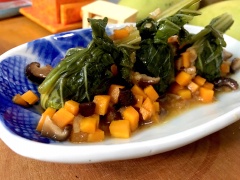 Cải bẹ xanh bọc đậu hũ hấp