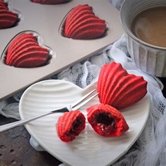 Bánh bông lan trái tim