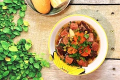 Bò hầm pate củ quả