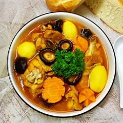 Gà nấu nấm - Lagu gà