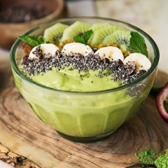 Sinh tố trà xanh hạt chia