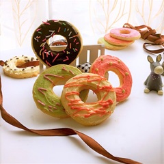Bánh donut hấp dẫn, đáng yêu
