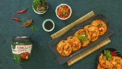 Bánh xèo kim chi hải sản Hàn Quốc