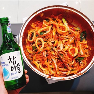 Mực xào cay chuẩn vị Hàn