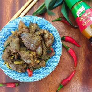 Lòng gà kho