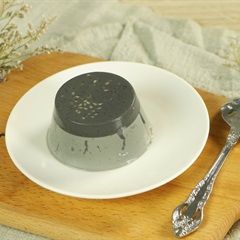 Bánh Flan Rau Câu Mè Đen