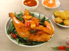 Gà Hấp Mắm Nhĩ