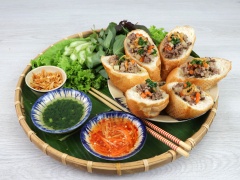 Bánh Mì Hấp Nhân Thịt Băm